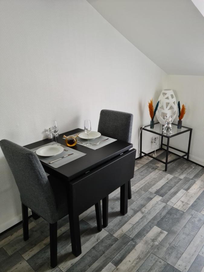 Un Appartement Qui A Du Chien Épernay Buitenkant foto